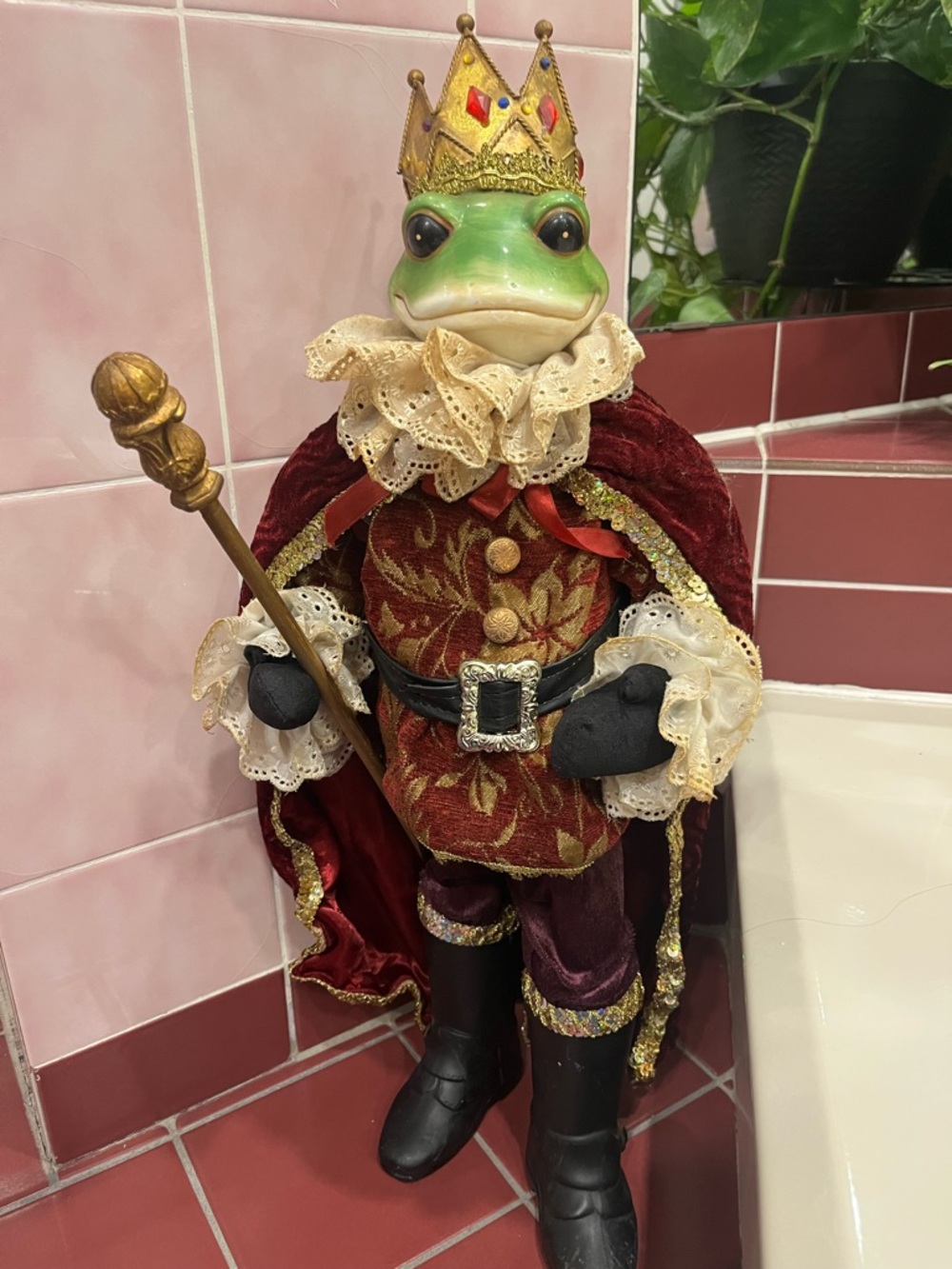 Vintage Katherine’s Collection Frog Prince King Collectible Statue 24 Inch